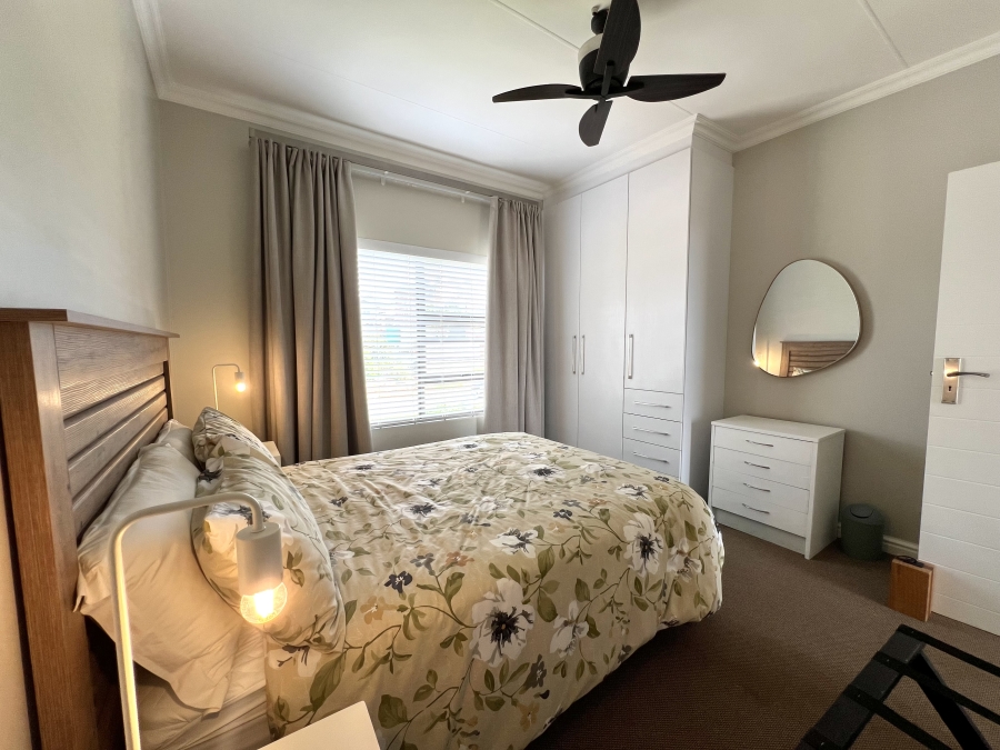 4 Bedroom Property for Sale in Wavecrest Eastern Cape